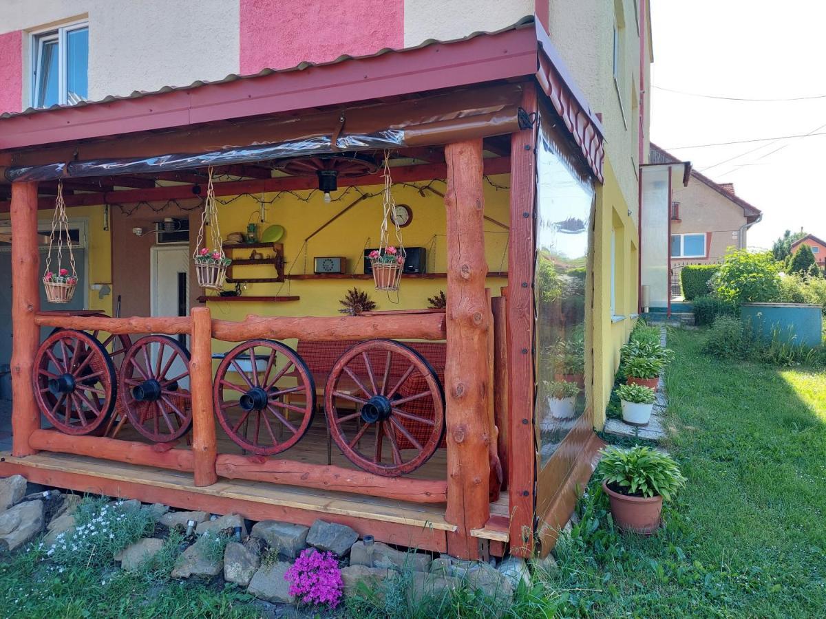 Penzion Mayka Hotel Hrabušice Buitenkant foto