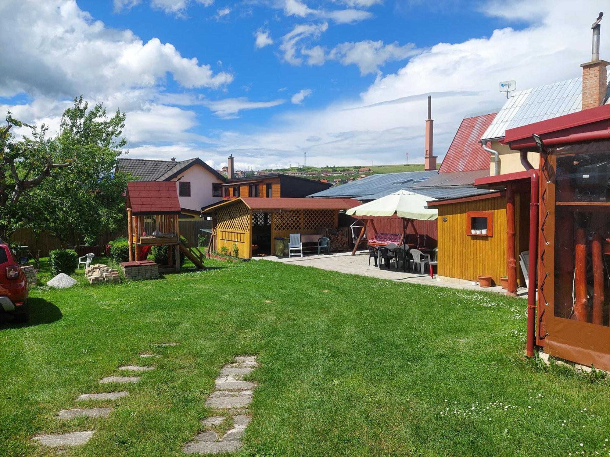 Penzion Mayka Hotel Hrabušice Buitenkant foto